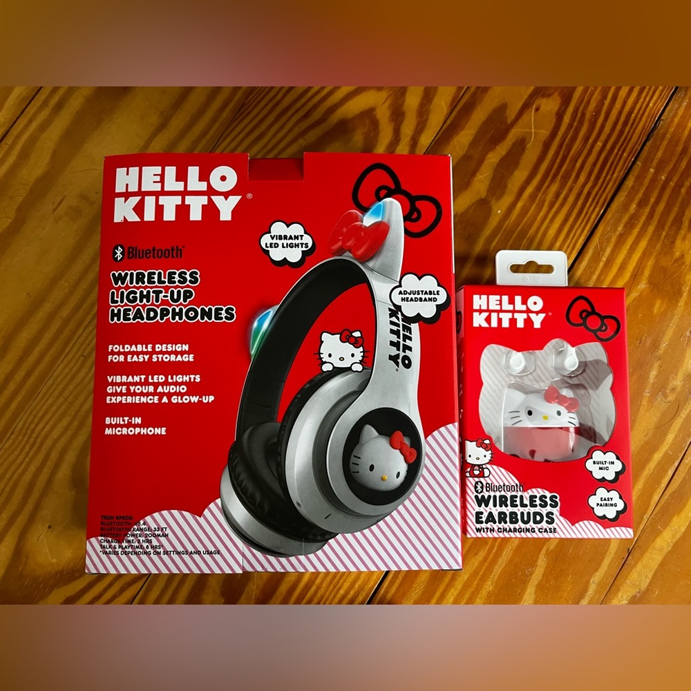 Hello Kitty Wireless Light Up Headphones Bluetooth White & Red by Sanrio bundle